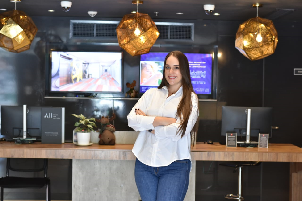 Beatriz Casadiego Gil <br> Hotel Ibis